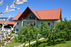 Weingut und Gästezimmer Zirngast, Leutschach, Österreich, Leutschach, Österreich